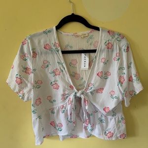 PACSun LA tie front floral top